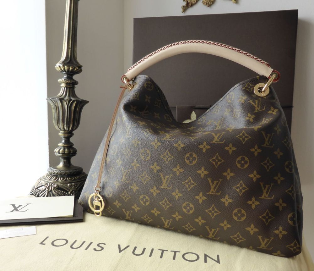 Louis Vuitton Artsy in Monogram Vachette - SOLD