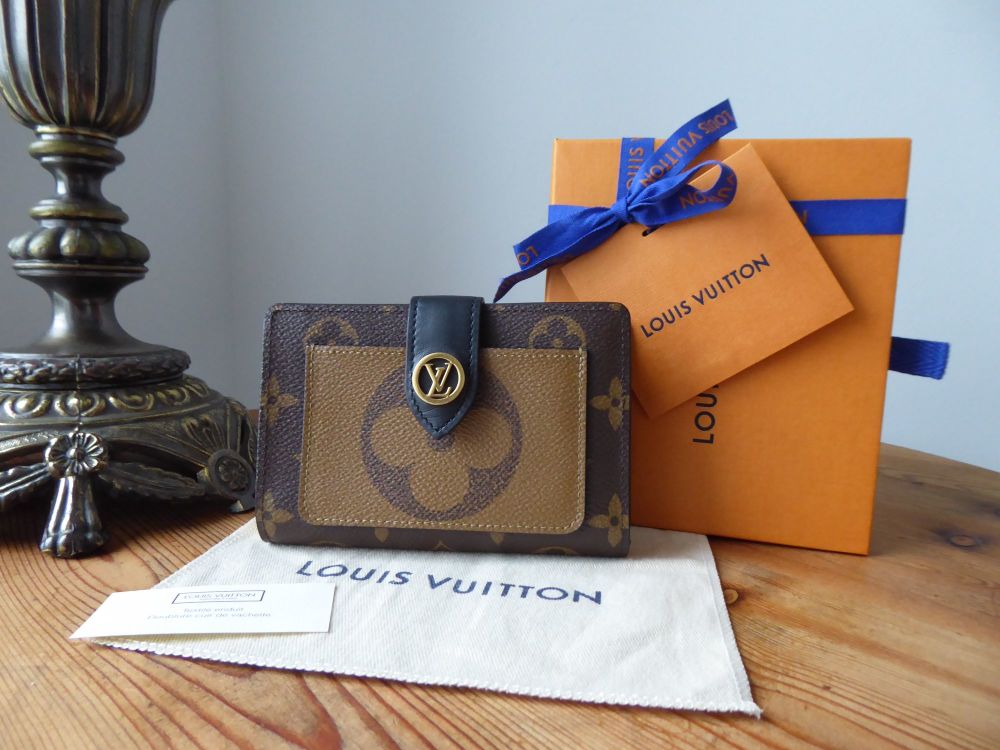 Louis Vuitton Juliette Purse Wallet in Giant Monogram Reverse - SOLD