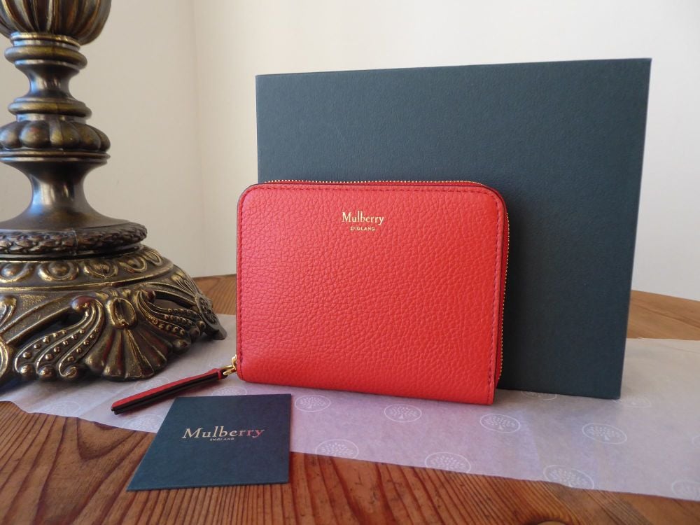 Mulberry Small Zip Around Purse Wallet in Hibiscus Red Small Classic Grain - New