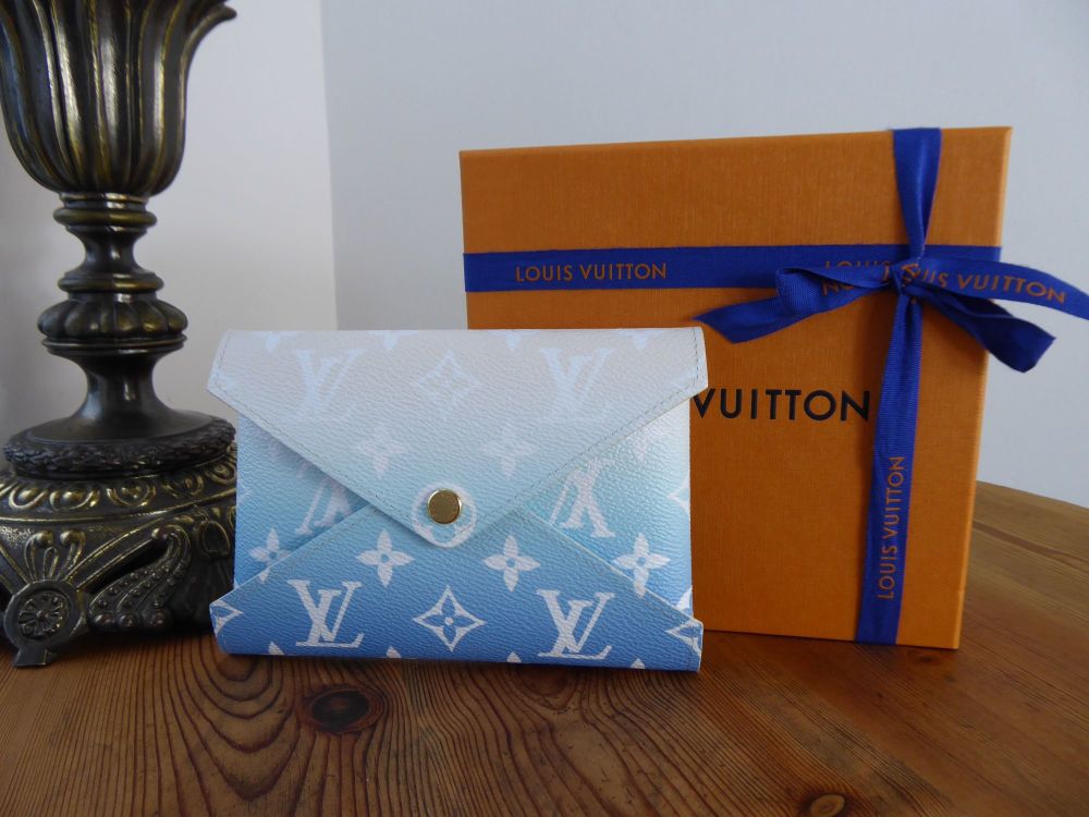 Louis Vuitton Limited Edition Blue Monogram Canvas Escale Kirigami Medium Pochette