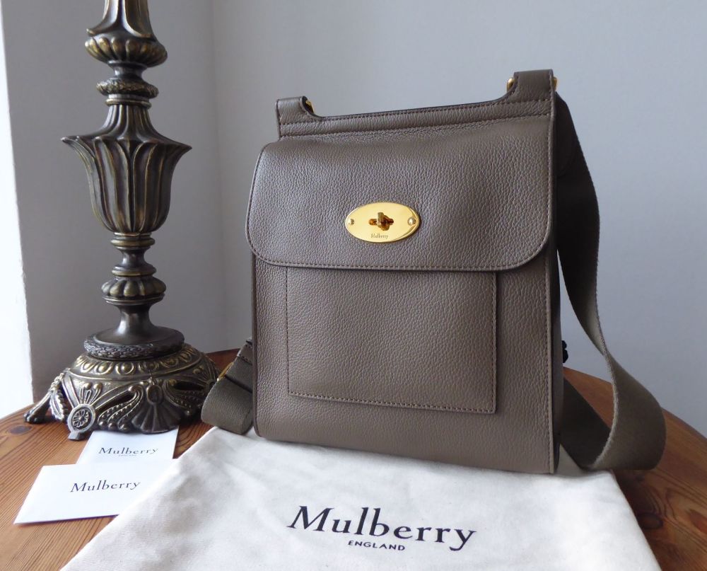 Mulberry Antony in Clay Grey Small Classic Grain Leather 
