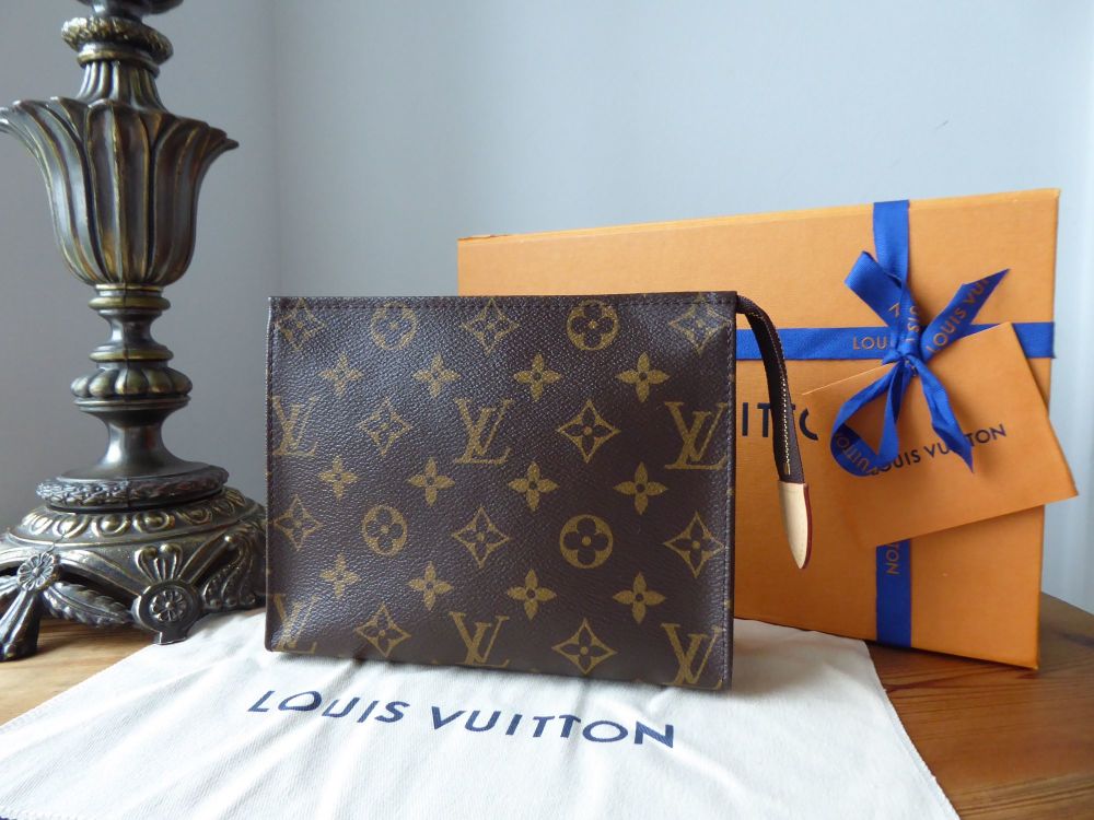 Louis Vuitton Monogram Canvas Toiletry Pouch 19 at Jill's Consignment