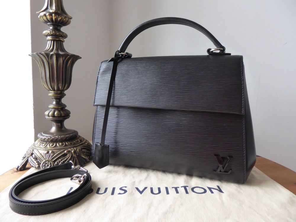 Louis Vuitton - Cluny MM Epi Leather Noir