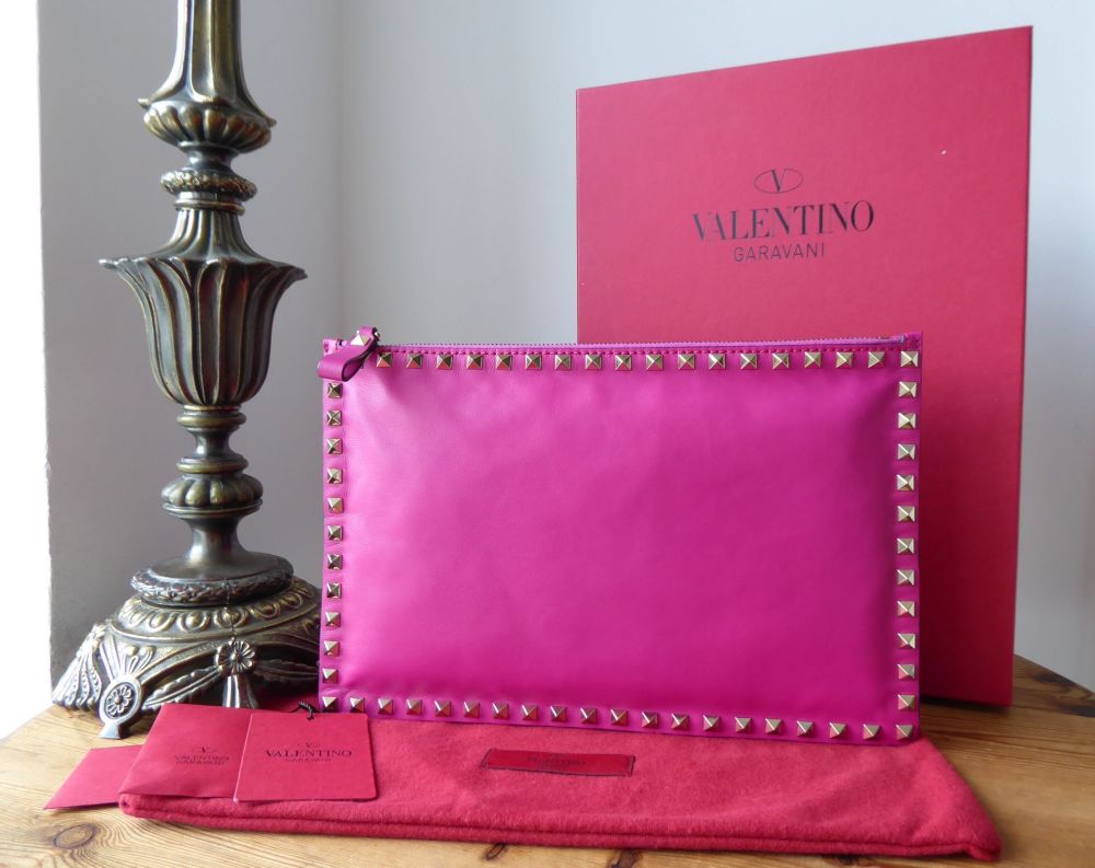 Valentino Rockstud Clutch Large Zip Pouch in Fuchsia Pink Smooth Calfskin 