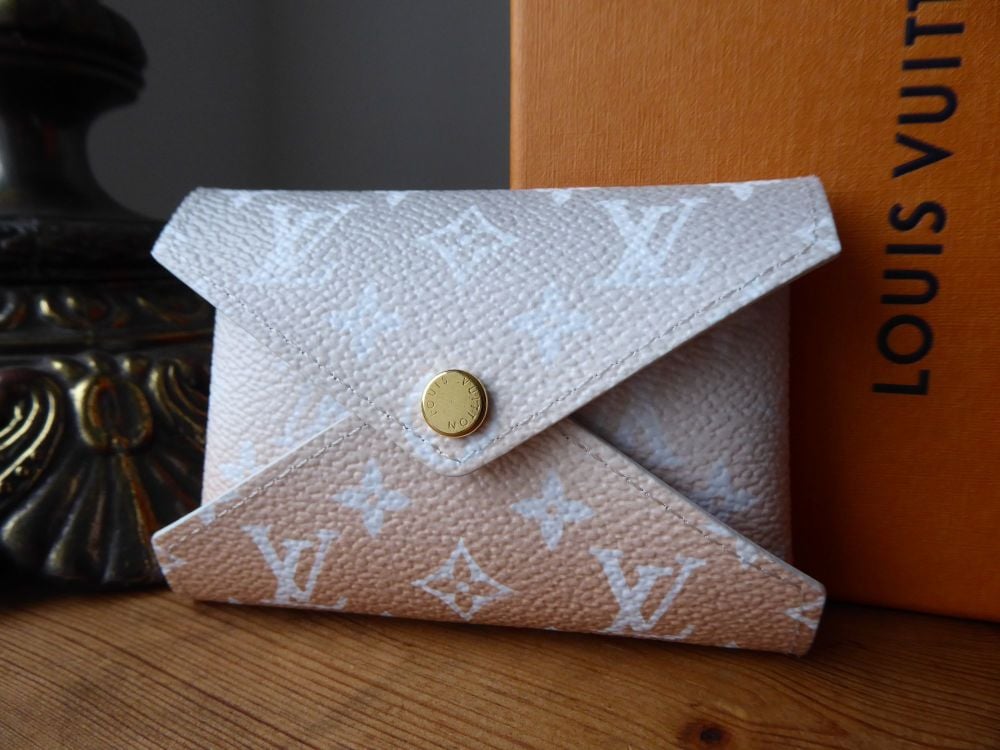 Louis Vuitton Limited Edition By the Pool Kirigami Single Small Envelope  Pouch in Peach Mist - SOLD