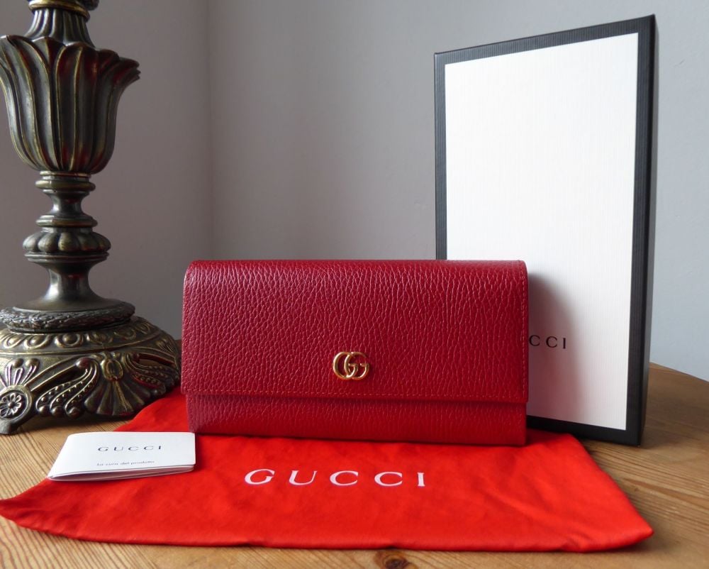 GUCCI GG Marmont Continental Wallet
