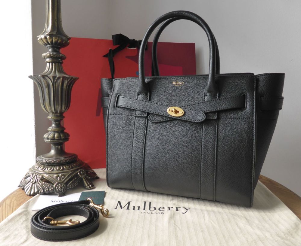 Mulberry Small Zipped Bayswater in Black Small Classic Grain Leather