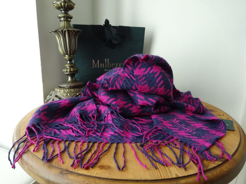 Mulberry Large Shawl Wrap Scarf in Blackberry & Fuchsia Houndstooth Lambswool - SOLD