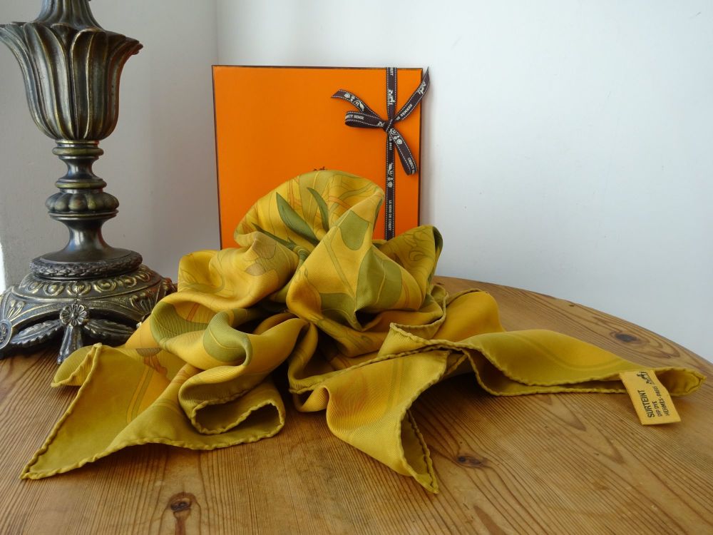 Hermes Dip Dye Carre Silk Twill Square Scarf 90cm in Miel Gold 'Flora Graec