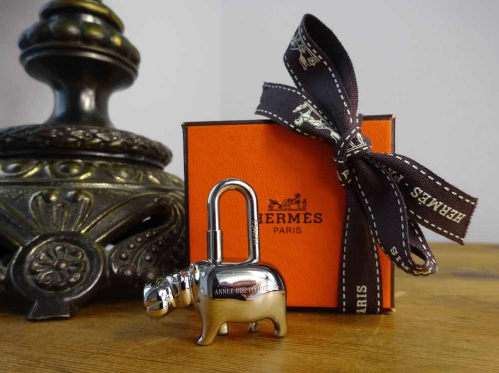 Hermés Hippo Hippopotamus Cadena Lock Bag Charm 'Annee des Fleuves' in Palladium Silver - SOLD