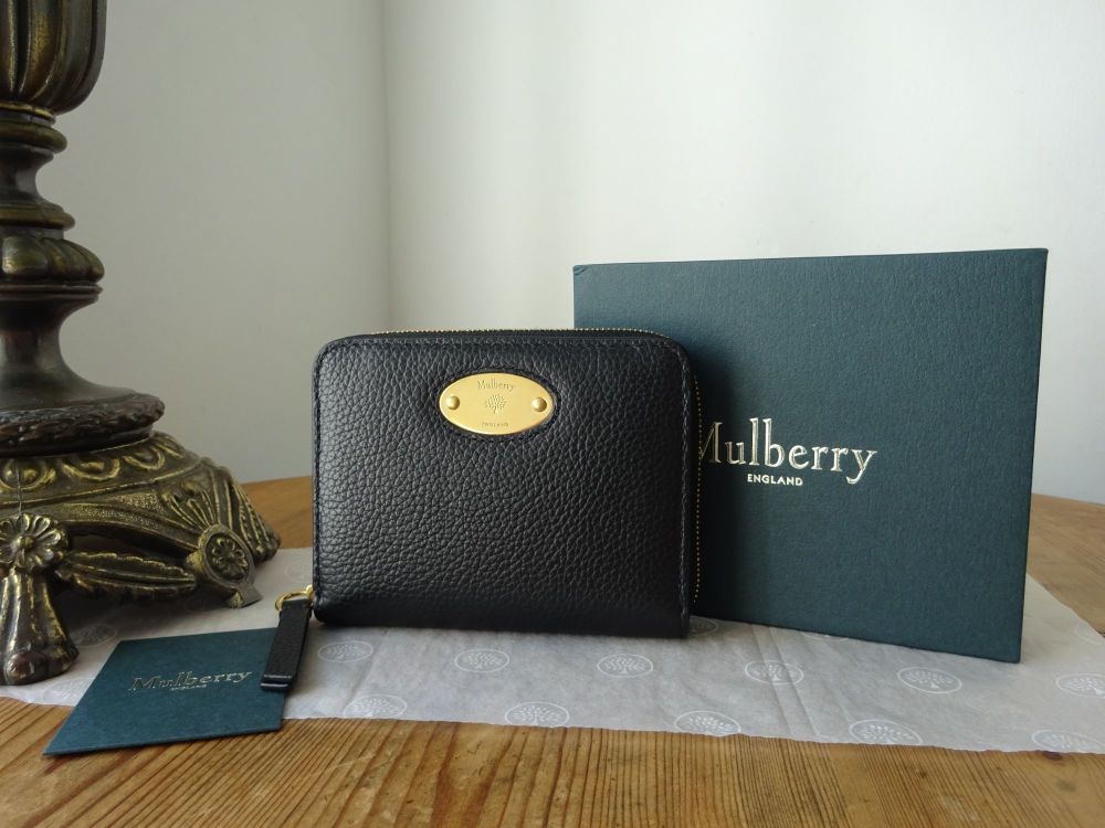 Mulberry Plaque Small Zip Around Wallet Purse in Black Small Classic Grain 