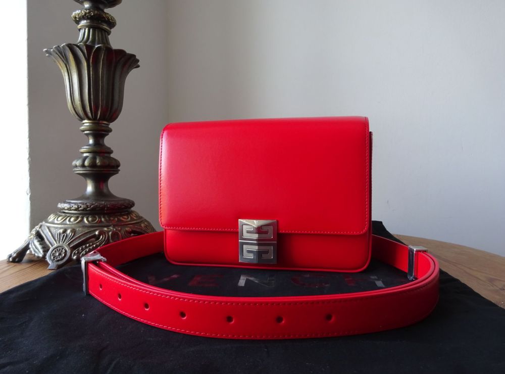 Givenchy 4G Medium in Crimson Red Smooth Box Calfskin - New
