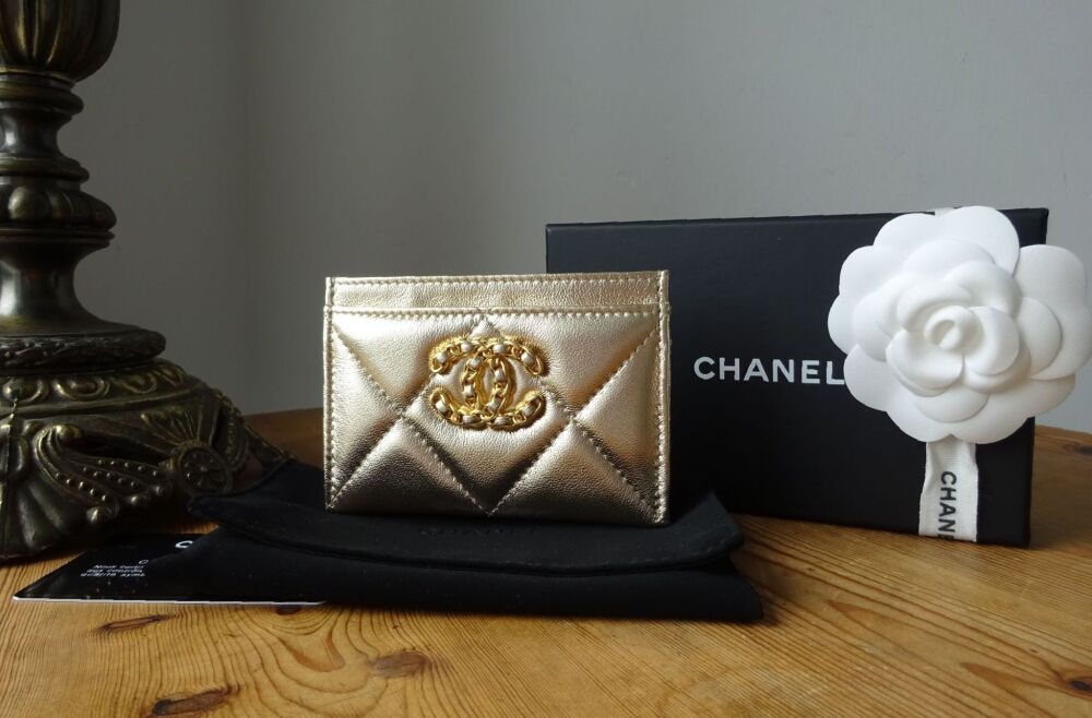 Chanel 19 Card Slip Holder in Gold Metallic Lambskin - New