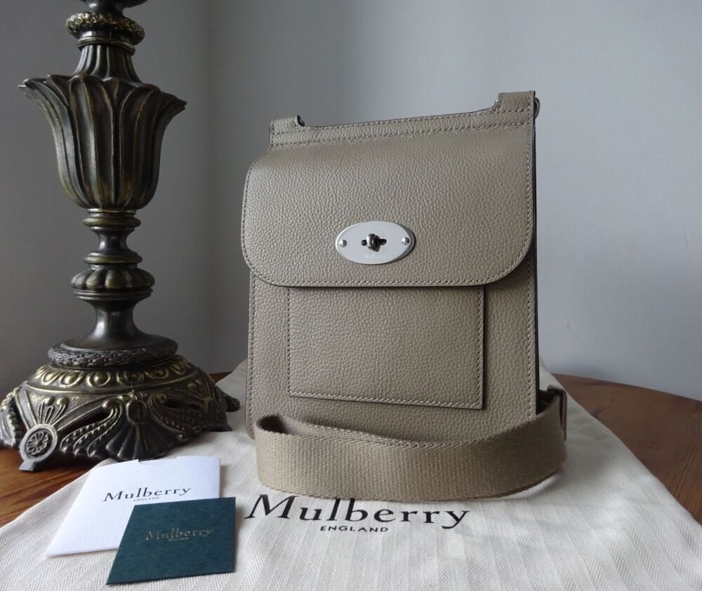 Mulberry Small Antony in Solid Grey Small Classic Grain - SOLD