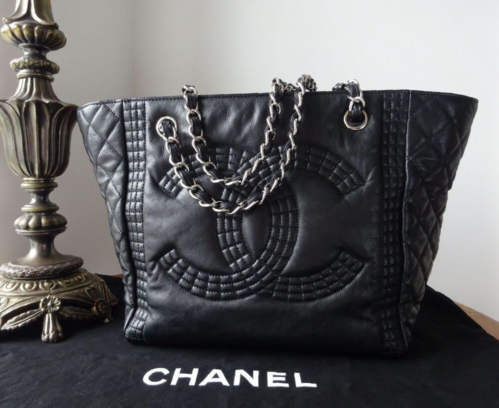 Chanel Timeless CC Mixed Quilt Stitched Shoulder Tote in Black Calfskin wit