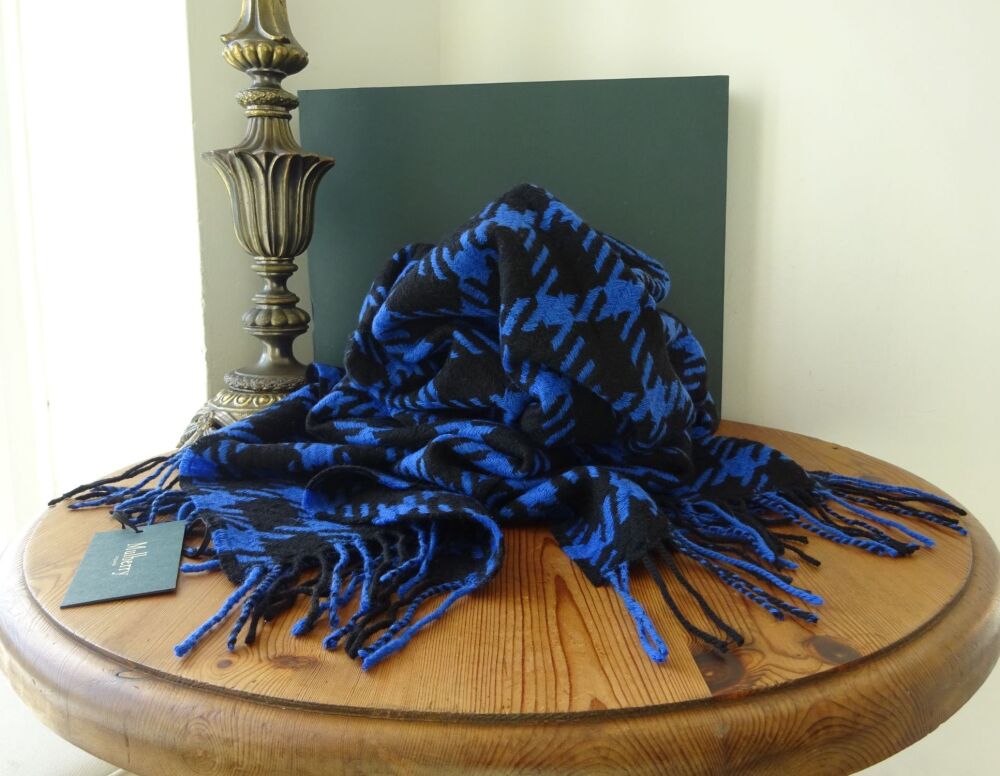 Mulberry Houndstooth Large Shawl Wrap Scarf in Black & Porcelain Blue Lambs