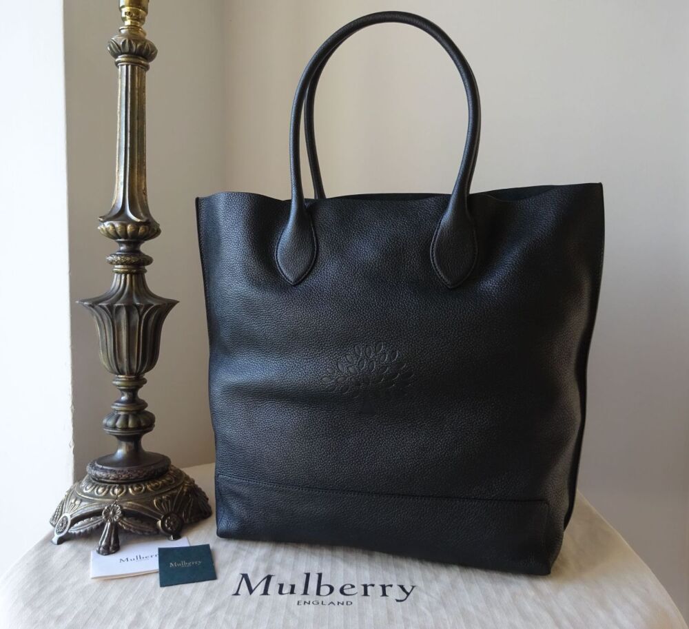 Mulberry Blossom Shoulder Tote in Black Small Classic Grain Leather - SOLD