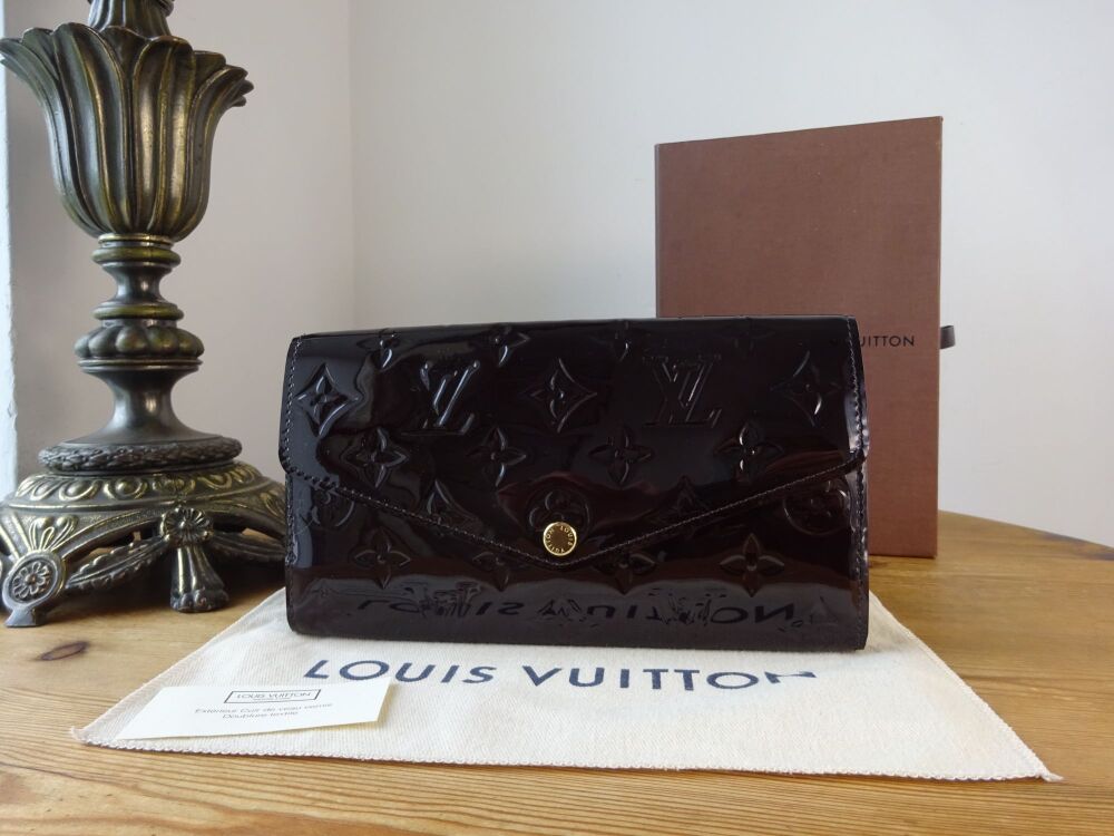 Louis Vuitton Sarah Wallet in Amarante Monogram Vernis