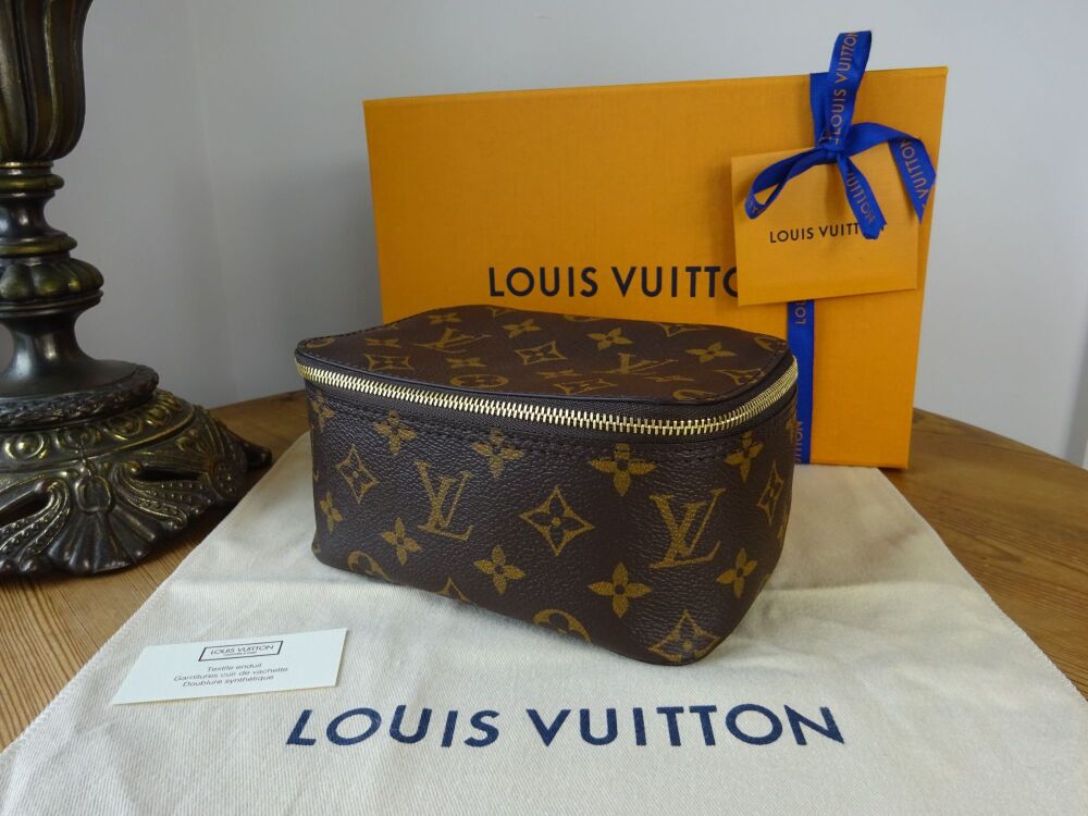 Louis Vuitton Cube de Rangement Packing Cube in Monogram - New