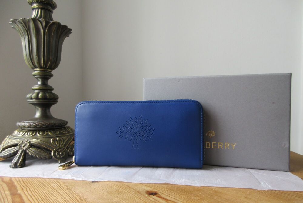 Mulberry Blossom Zip Around Continental Purse Wallet in Neon Blue Calf Napp