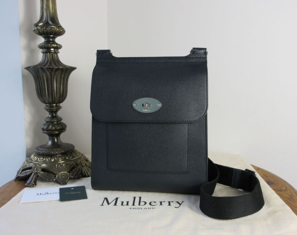 Mulberry Regular Antony in Midnight Classic Grain with Brushed Silver Hardware - SOLD