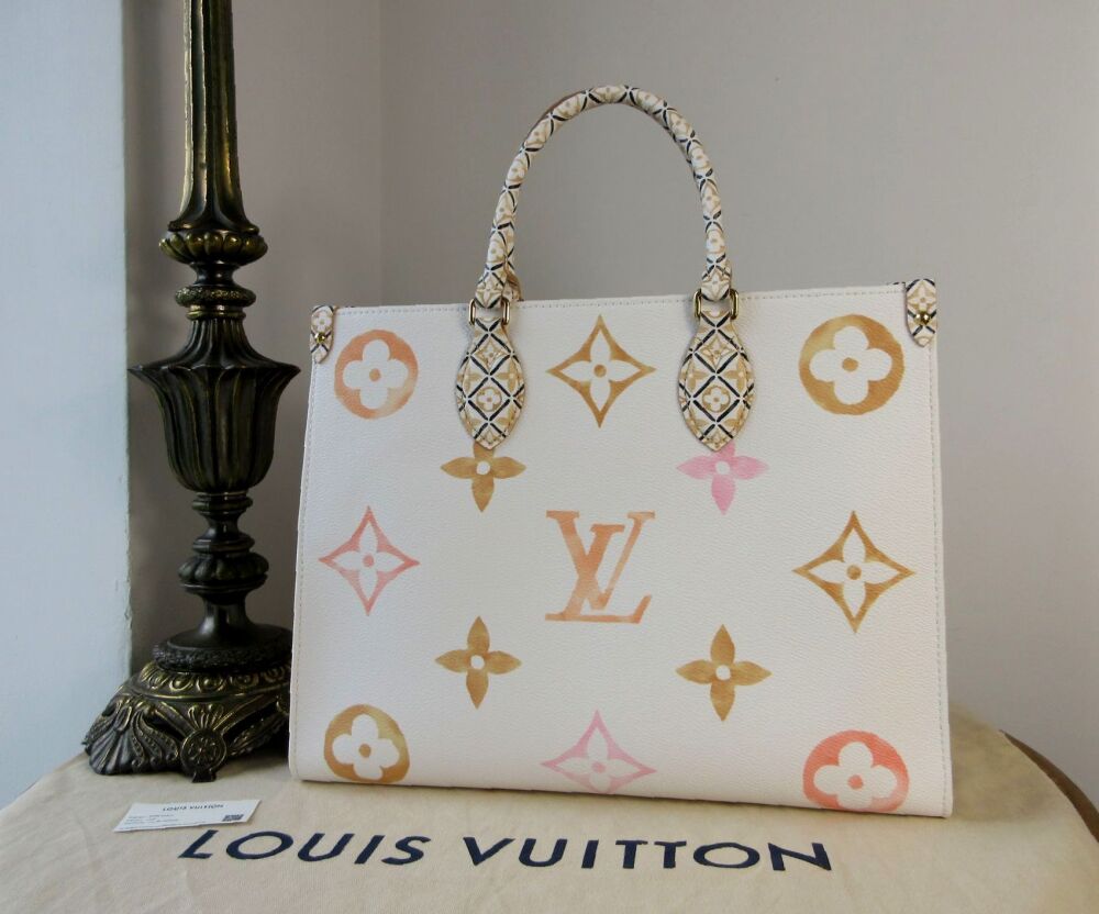 Louis Vuitton By the Pool OnTheGo MM in Monogram Giant Beige Aquarelle Watercolor - New