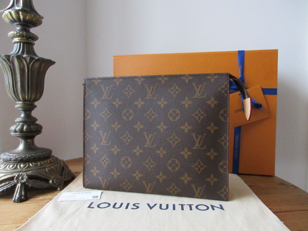 Louis Vuitton Toiletry Pouch 26 M83547 in Monogram Vachette As New