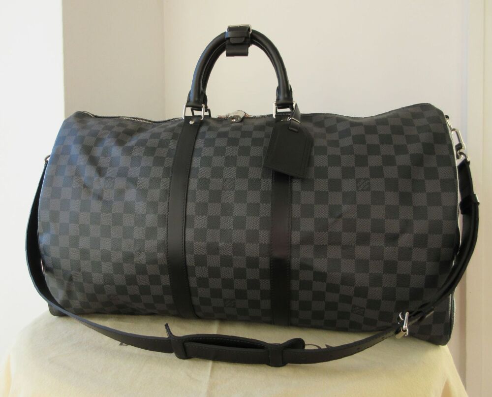 Louis Vuitton Keepall Bandouli&egrave;re 55 in Damier Graphite