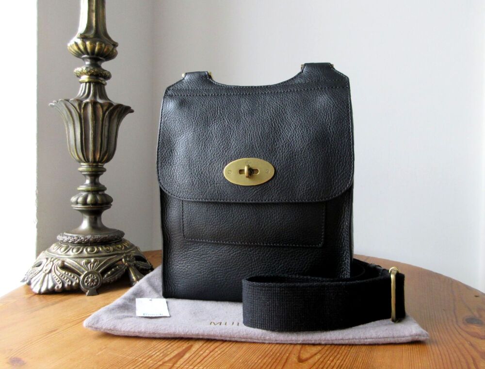 Mulberry Classic Heritage Antony in Black Natural Vegetable Tanned Leather