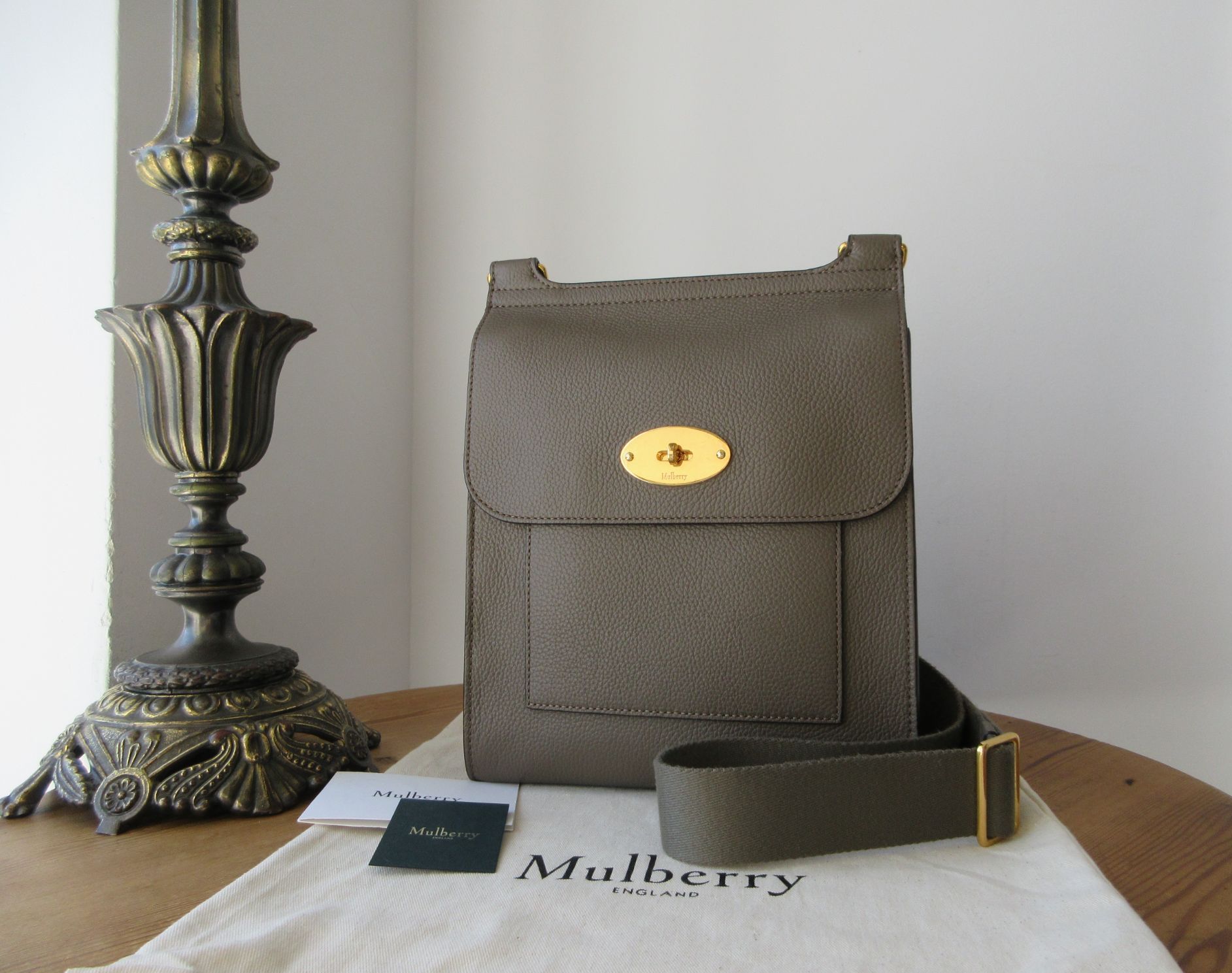 Mulberry Antony in Clay Grey Small Classic Grain Leather