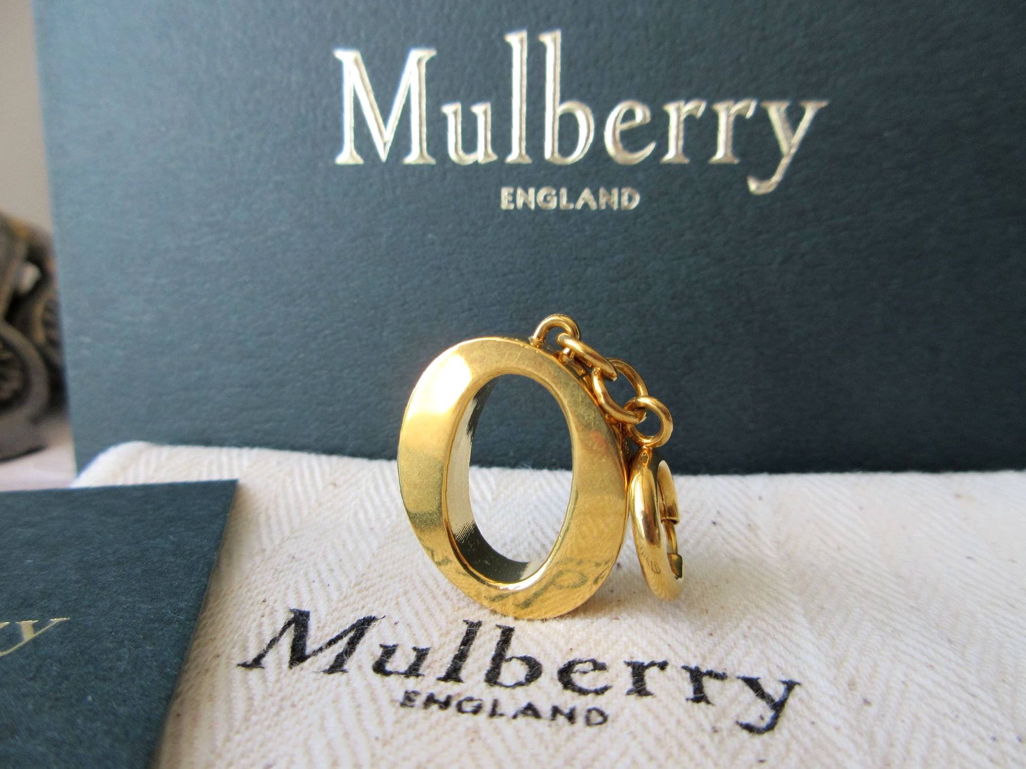 Mulberry Alphabet Brass Keyring Letter O