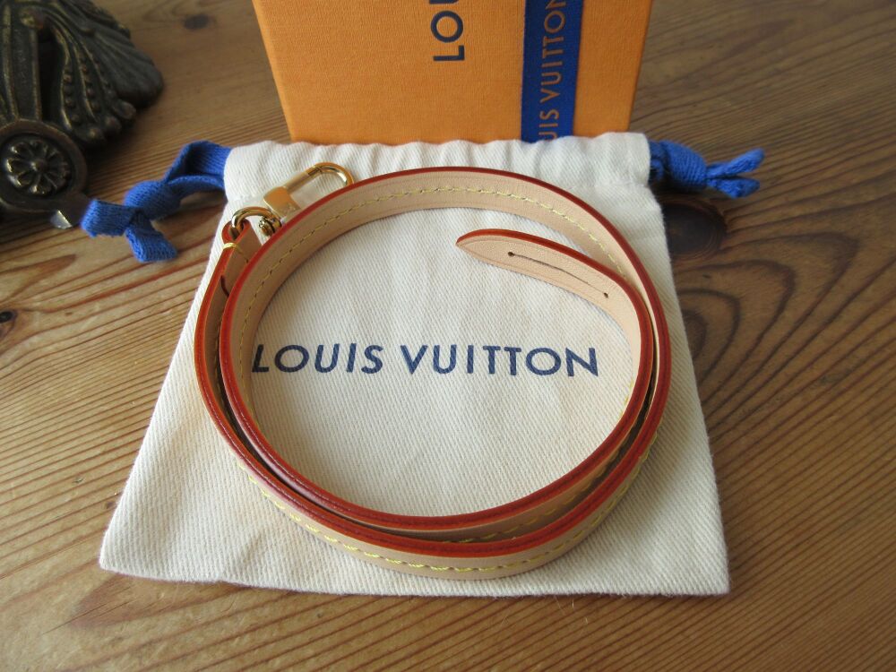 Louis Vuitton Short Calfskin Vachette Strap Wristlet from Pochette Accessoires - New