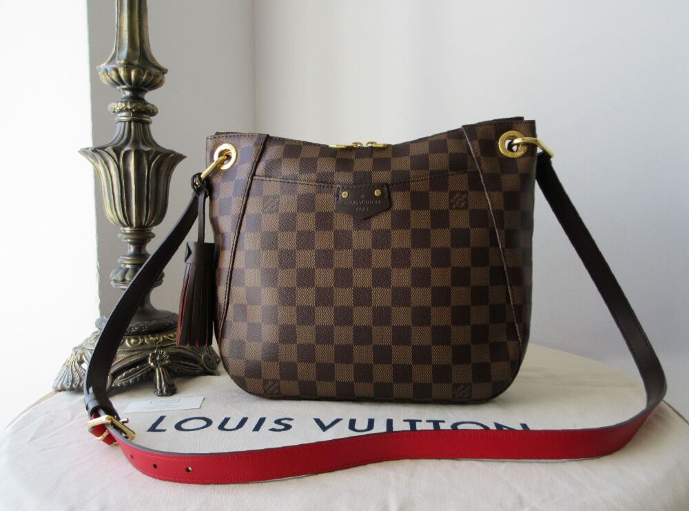 Louis Vuitton South Bank Besace in Damier Ebene