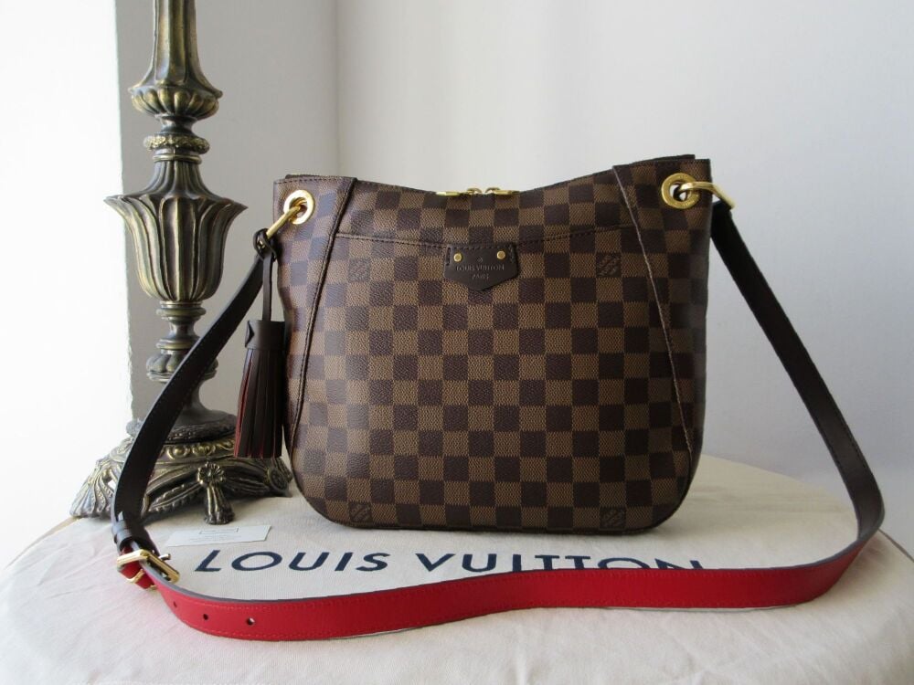 Louis Vuitton South Bank Besace in Damier Ebene