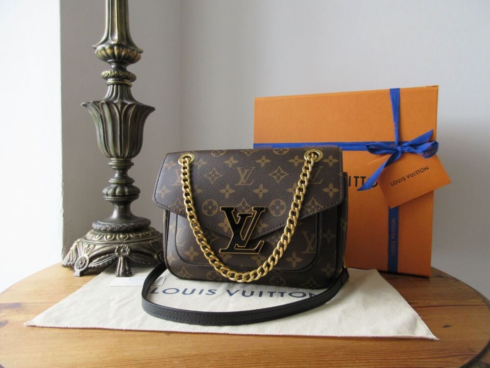Louis Vuitton Passy Chain Shoulder Bag in Monogram Noir