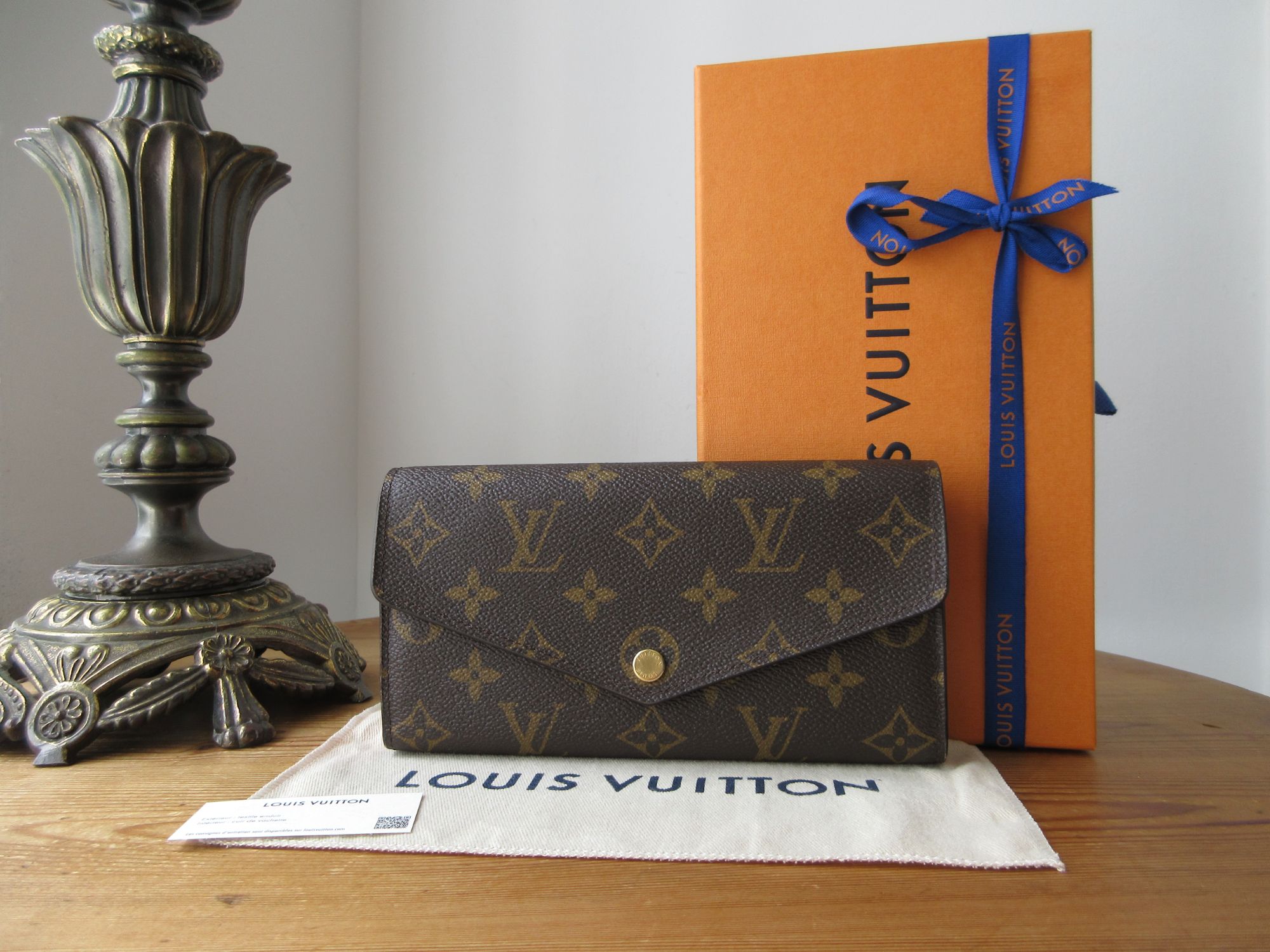Louis Vuitton Sarah Continental Wallet in Monogram Coquelicot