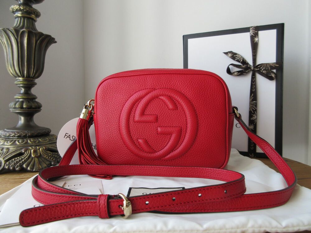 Gucci Soho Disco Crossbody Shoulder Bag in Red Pebbled Calfskin
