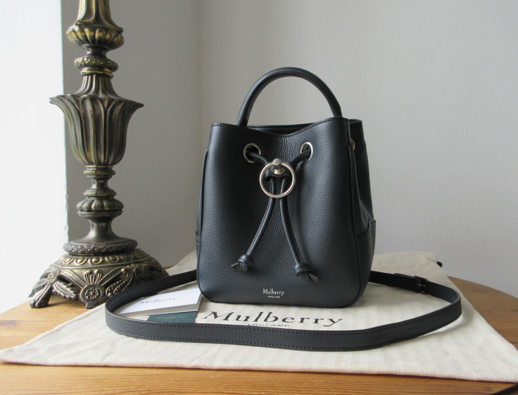 Mulberry Small Hampstead Bucket Bag in Midnight Blue Classic Grain