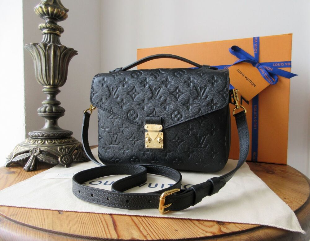 Louis Vuitton Pochette Métis in Empreinte Noir - New*