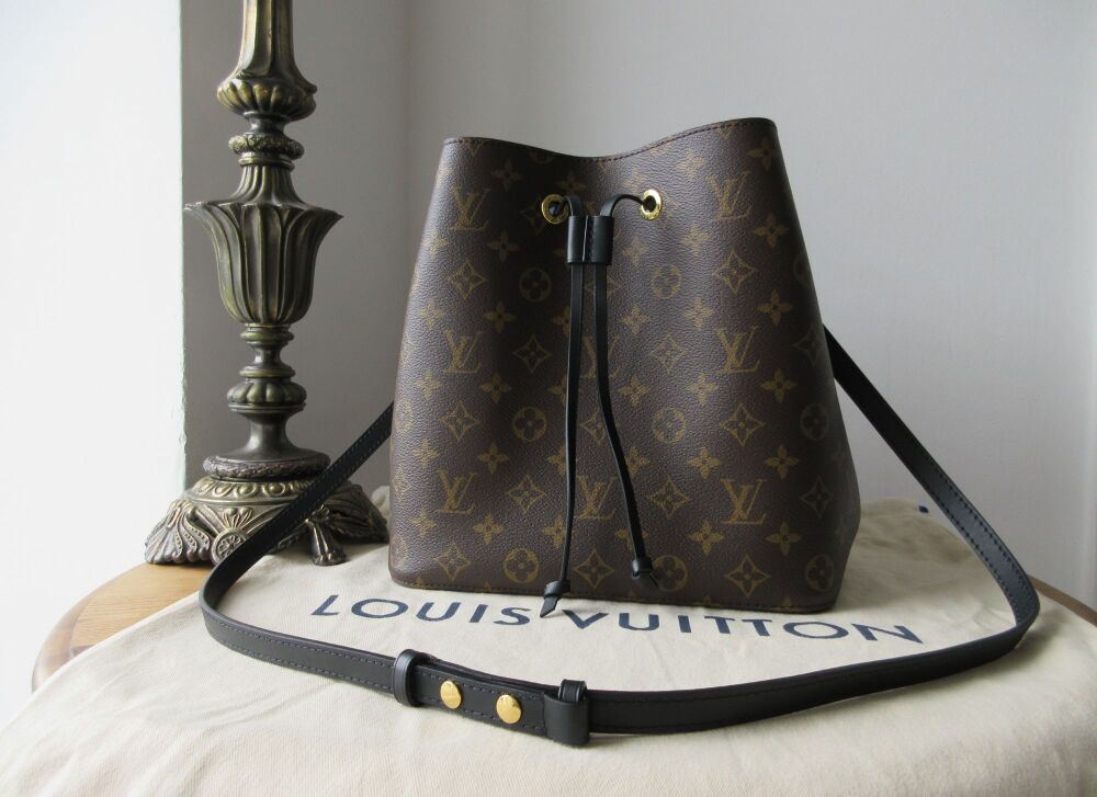 Louis Vuitton NéoNoé MM Bucket Bag in Monogram Noir