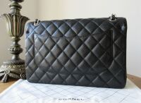 Chanel Timeless Classic 2.55 Large (Jumbo) Double Flap Bag in Black Caviar 