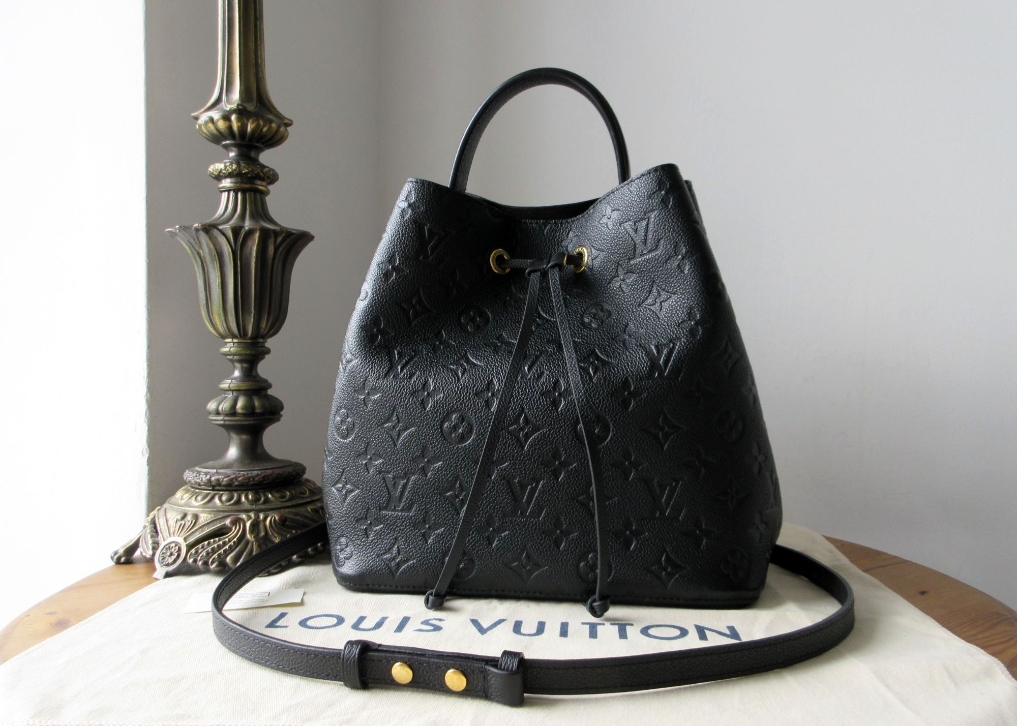 Louis Vuitton NÃ©oNoÃ© Bucket Bag in Monogram Empreinte Noir