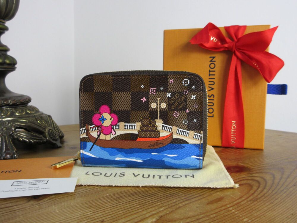Louis Vuitton Ltd Ed Christmas Animation 2019 Vivienne in Venice Zippy Coin Purse - New*