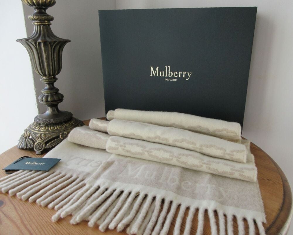 Mulberry Pimlico Chain Reversible Scarf in Chalk & Ecru Lambswool - New*