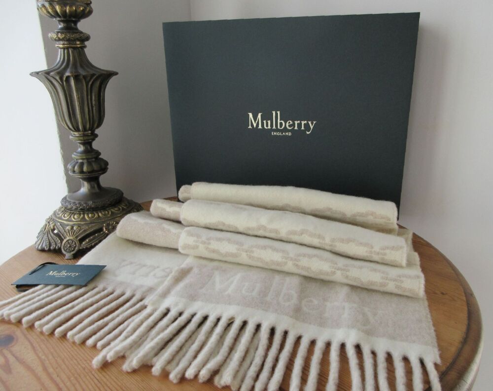 Mulberry Pimlico Chain Reversible Scarf in Chalk &amp; Ecru Lambswool