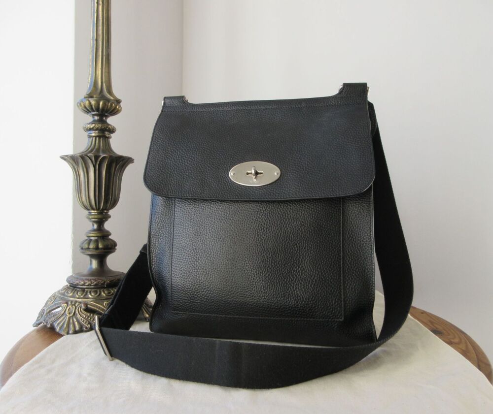 Mulberry Antony Large Messenger in Black Natural Grain