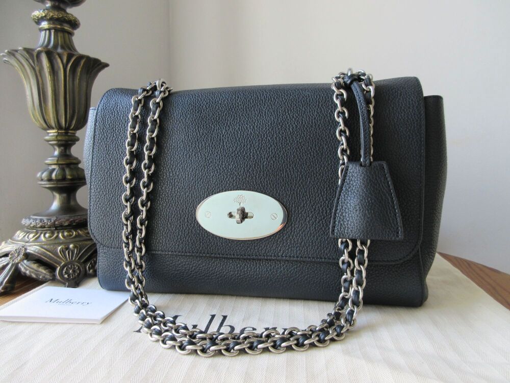 Mulberry Medium Lily in Midnight Blue Small Classic Grain