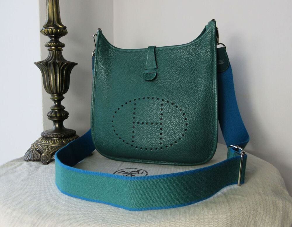 Hermés Evelyne III 29 PM in Malachite Taurillon Clemence with Bicolore Blue Izmir Wooly Strap