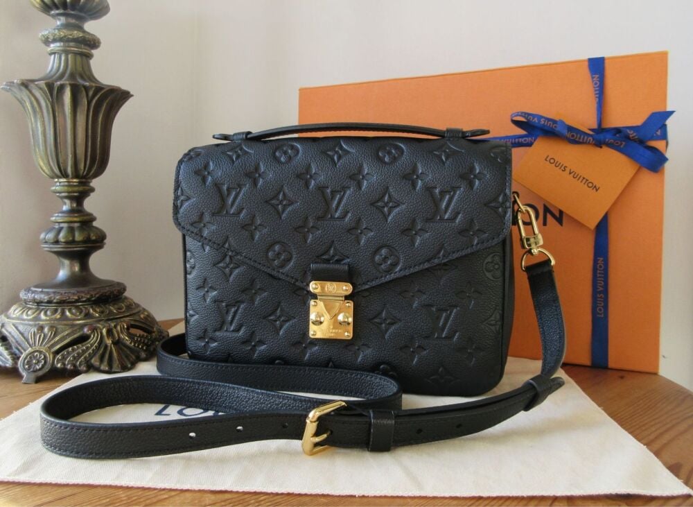 Louis Vuitton Pochette Métis in Monogram Empreinte Noir