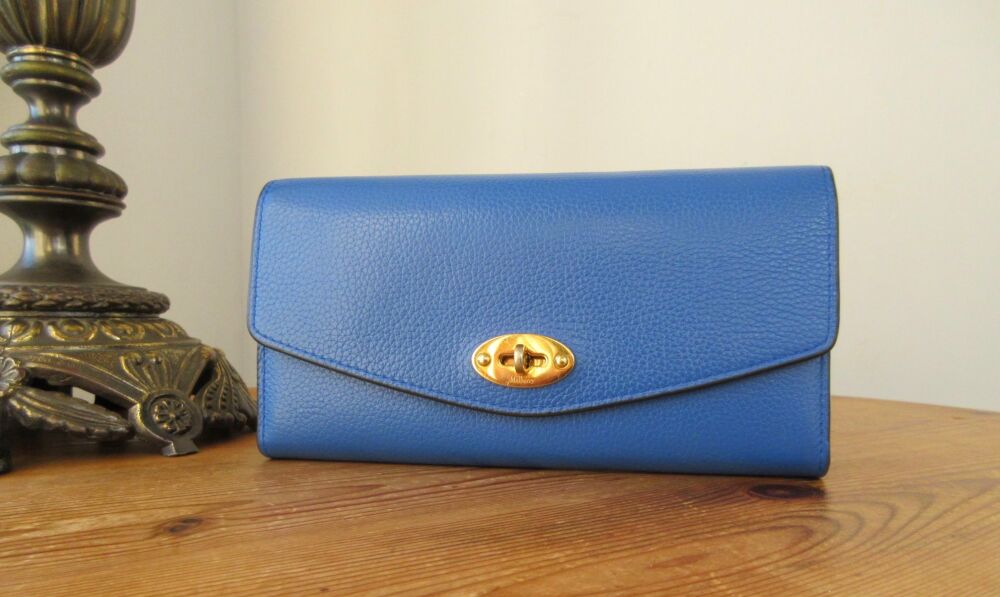 Mulberry Darley Continental Wallet in Porcelain Blue Small Classic Grain